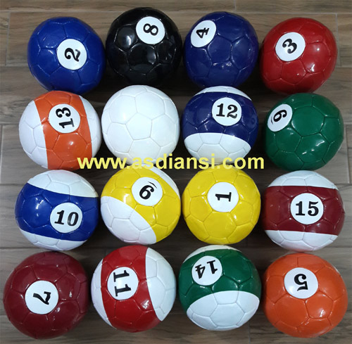 poolballs soccer